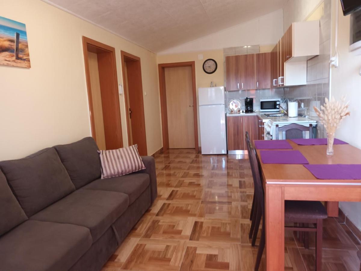 Apartman Zlata Apartment Vir Exterior photo