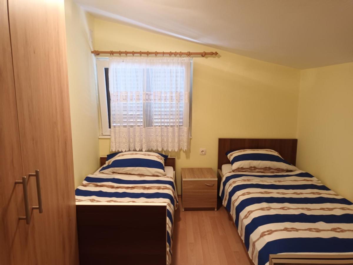 Apartman Zlata Apartment Vir Exterior photo